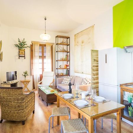 Acogedor Apartamento En Pleno Centro De Sevilla Buitenkant foto
