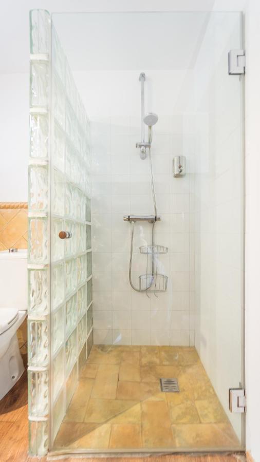Acogedor Apartamento En Pleno Centro De Sevilla Buitenkant foto