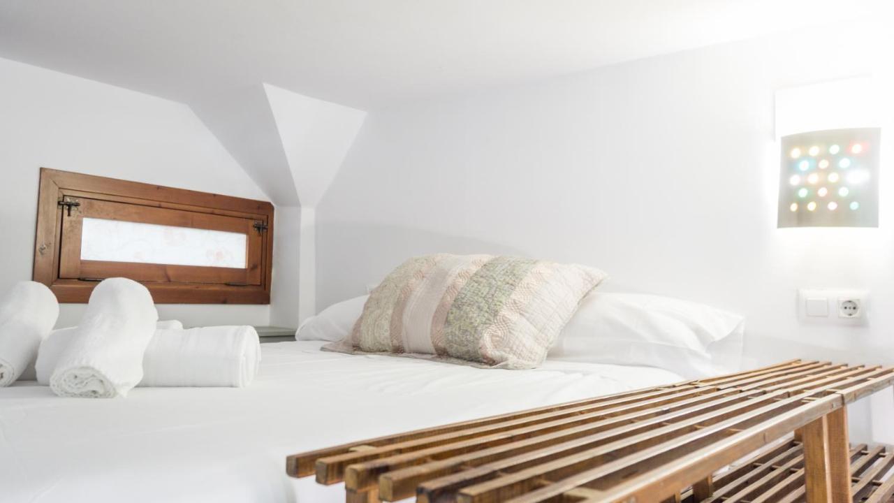 Acogedor Apartamento En Pleno Centro De Sevilla Buitenkant foto