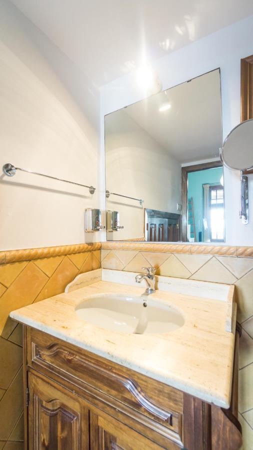 Acogedor Apartamento En Pleno Centro De Sevilla Buitenkant foto